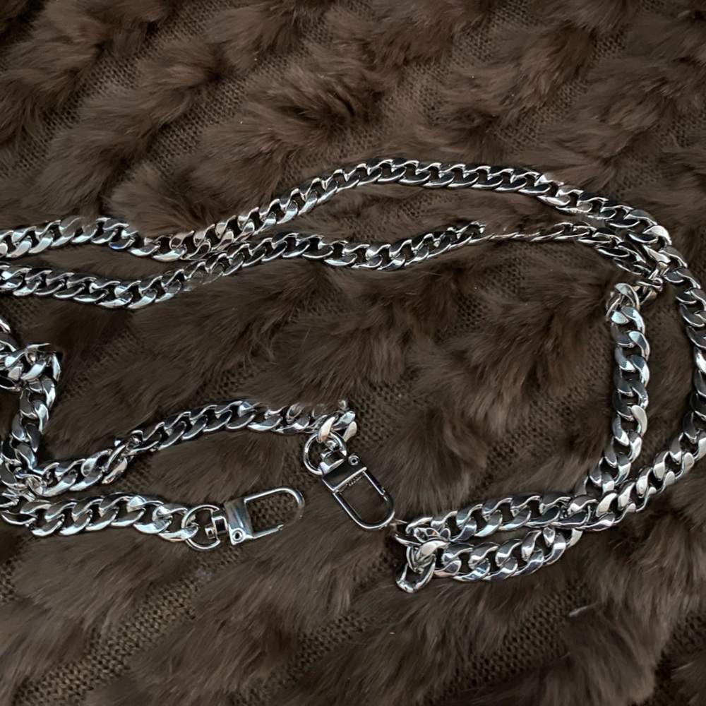 Silver plated handbag converter chain